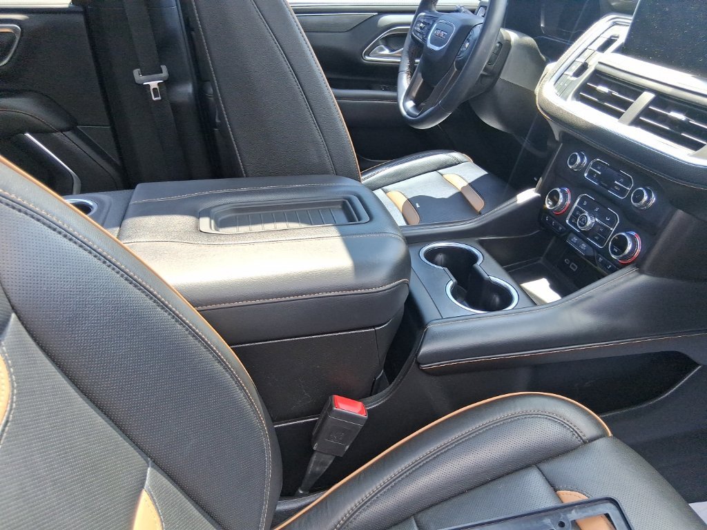 Used 2022 Black GMC AT4 image 13