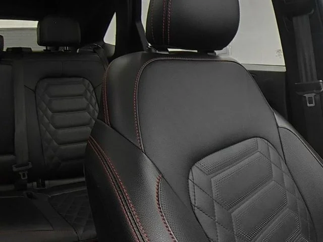 Used 2024 Gray Ford ST-Line Elite image 33