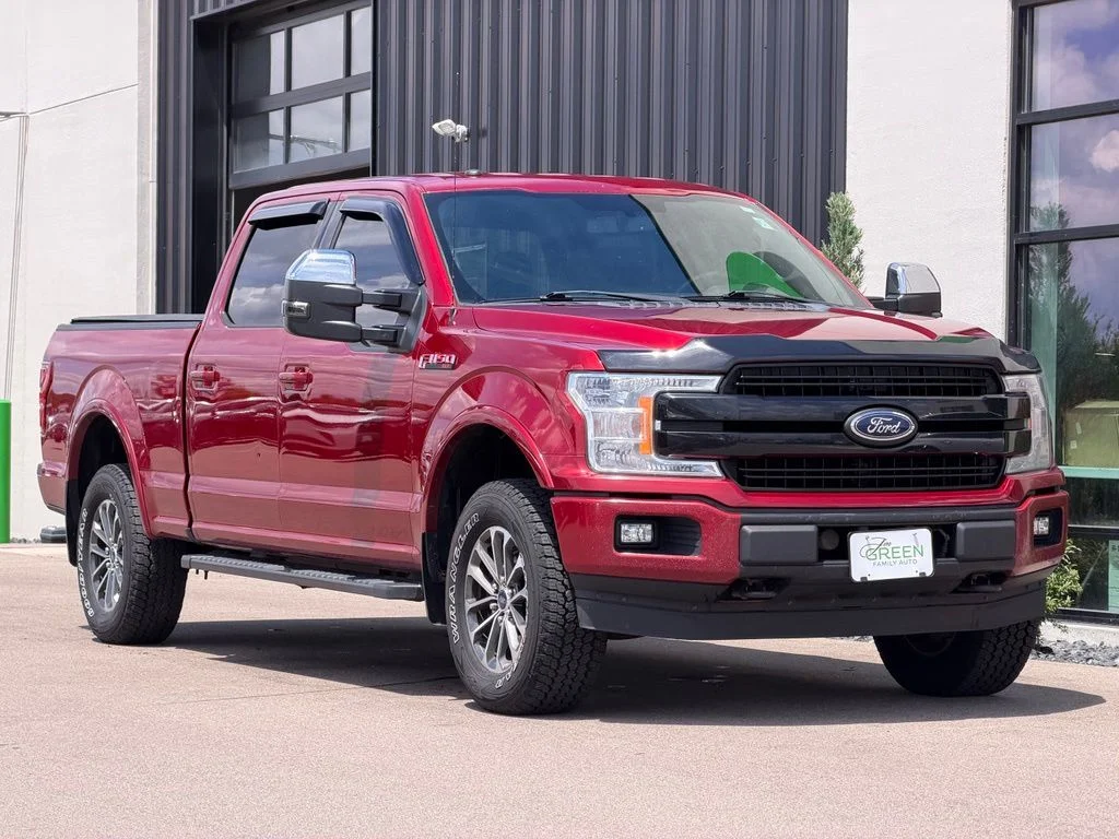 Used 2018 Red Ford XLT image 4