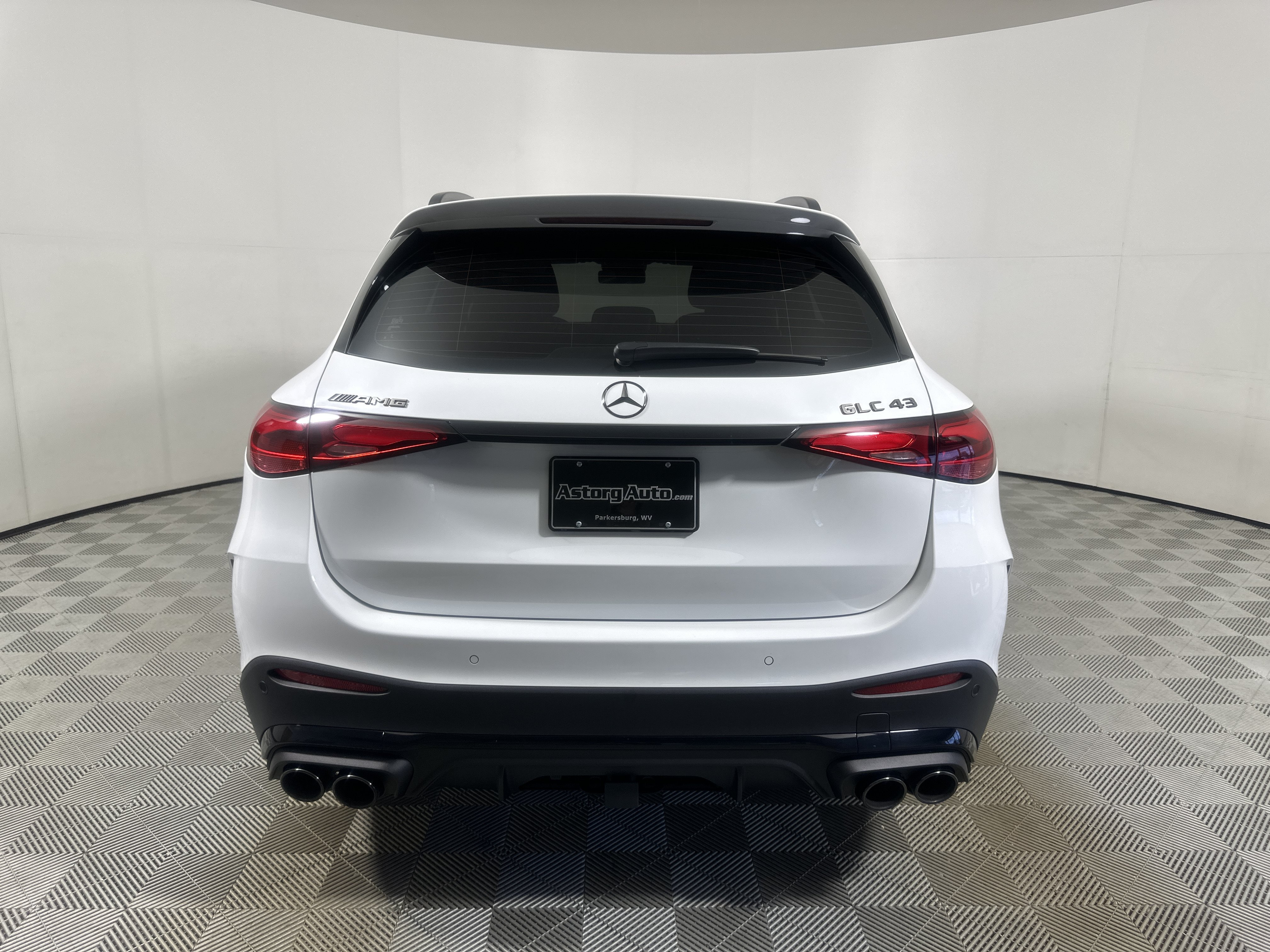 Used 2025  Mercedes-Benz AMG® GLC 43 image 6
