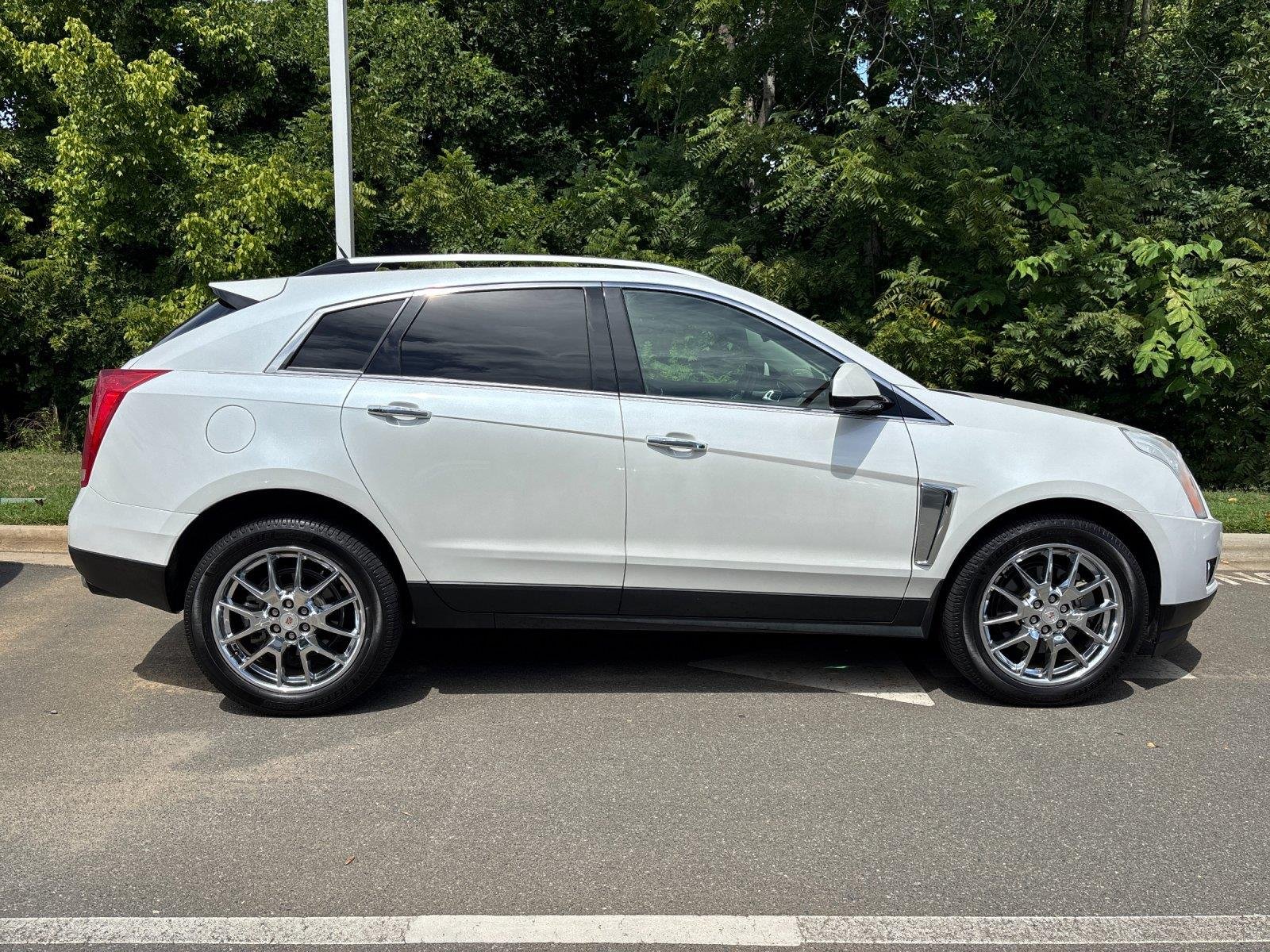 Used 2013 Platinum Ice Tricoat Cadillac Performance Collection image 6