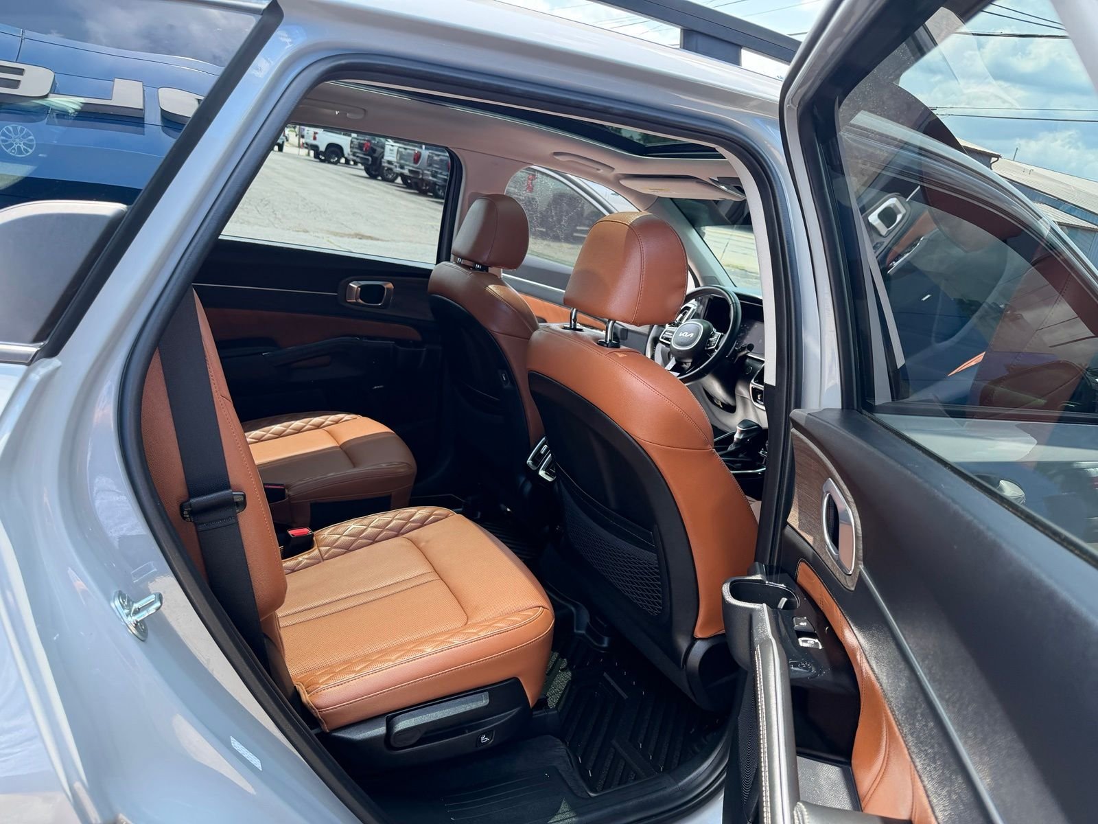 Used 2022 Gray Kia X-Line SX Prestige image 27