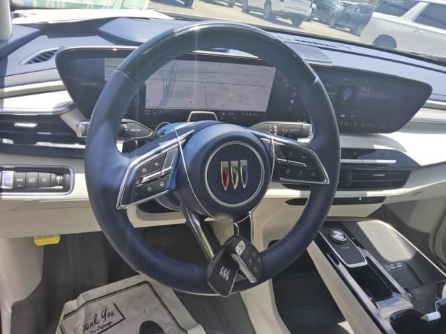 Used 2025 White Frost Tricoat Buick Avenir image 7