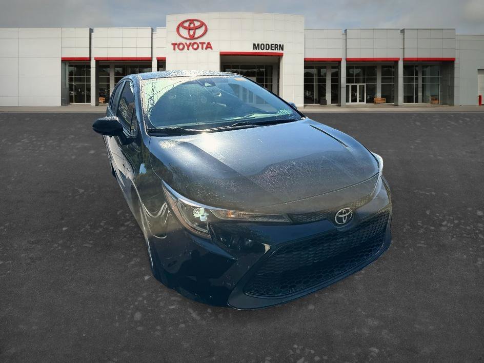 Used 2020 Black Sand Pearl Toyota LE image 10