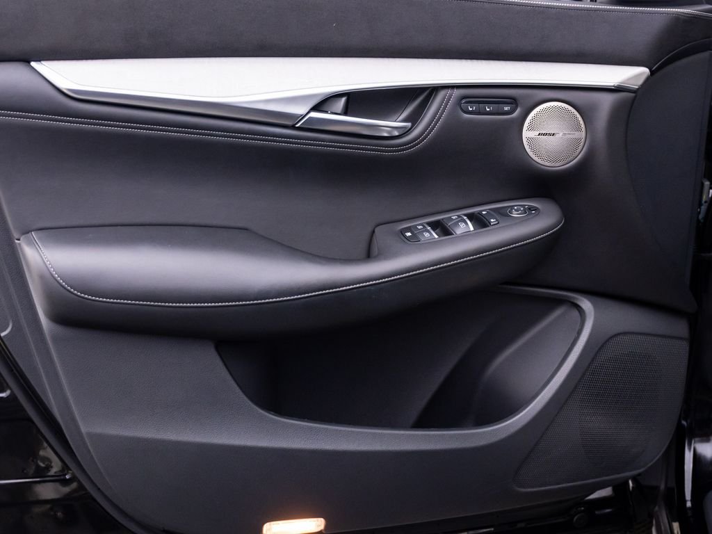 Used 2019 Black Obsidian INFINITI ESSENTIAL image 14