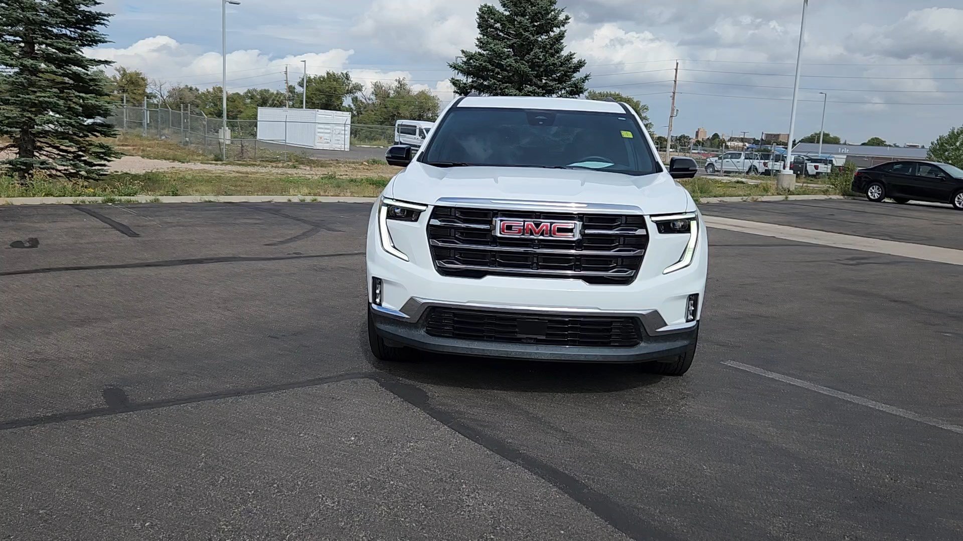 Used 2026 Summit White GMC AWD Elevation image 4