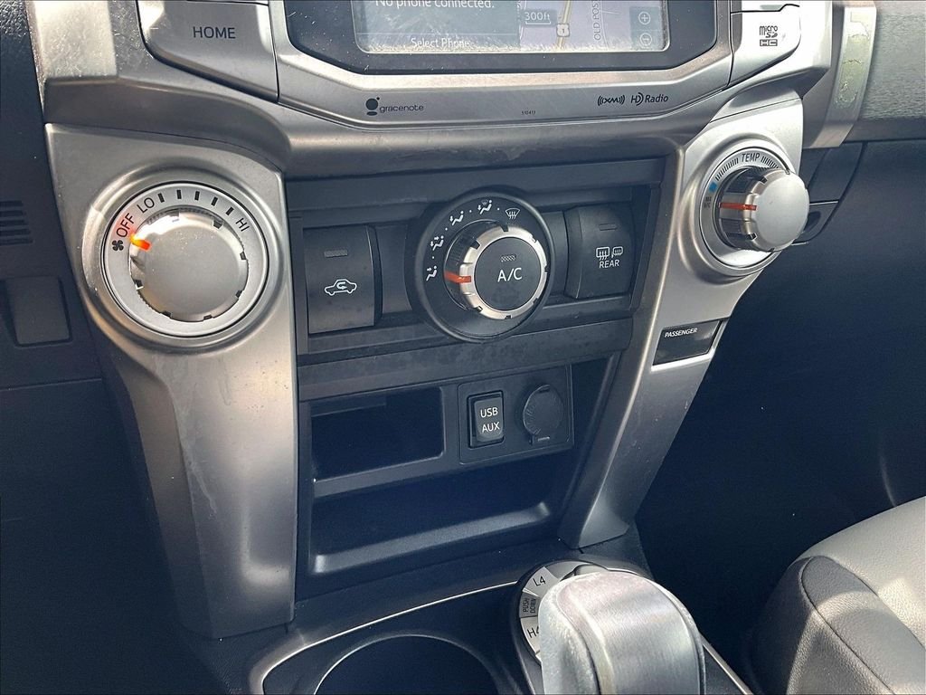 Used 2019 Blue Toyota SR5 Premium image 26