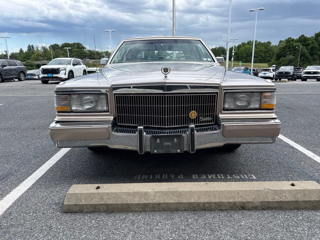 Used 1992 Brown Cadillac Base image 2