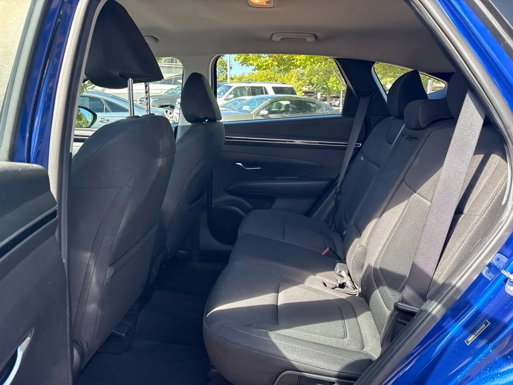 Used 2023 Blue Hyundai SE image 17