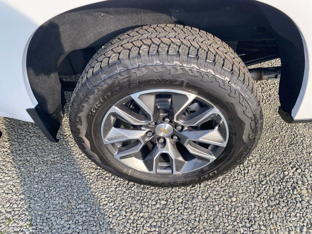 2025 Chevrolet Silverado 1500 LT - Photo 25