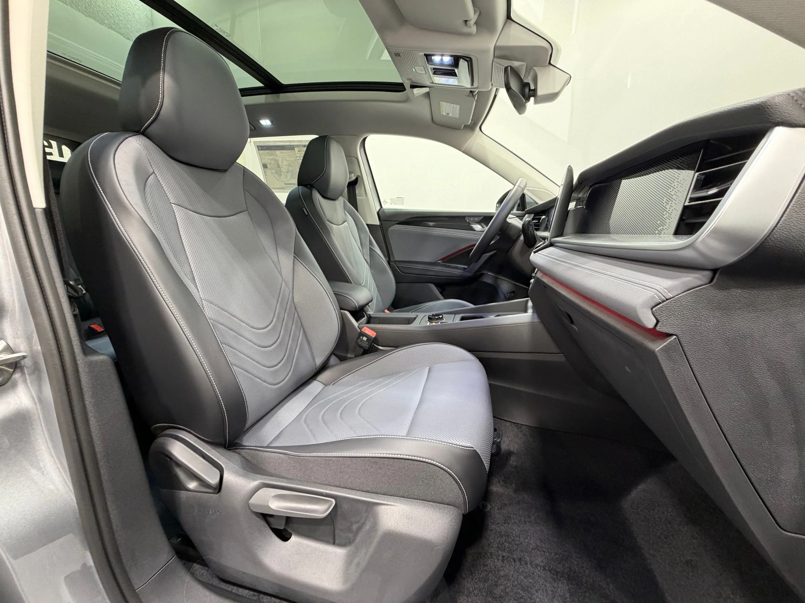 New 2026 Silver Volkswagen SE image 30
