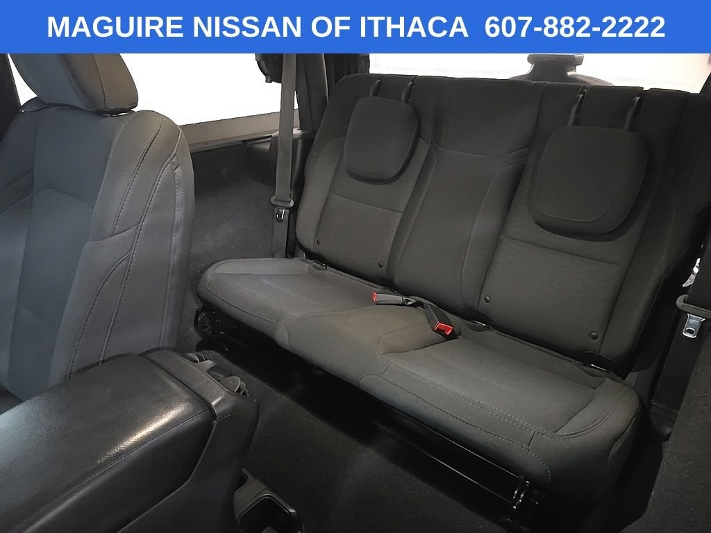 Used 2019 Gray Jeep Sport S image 29