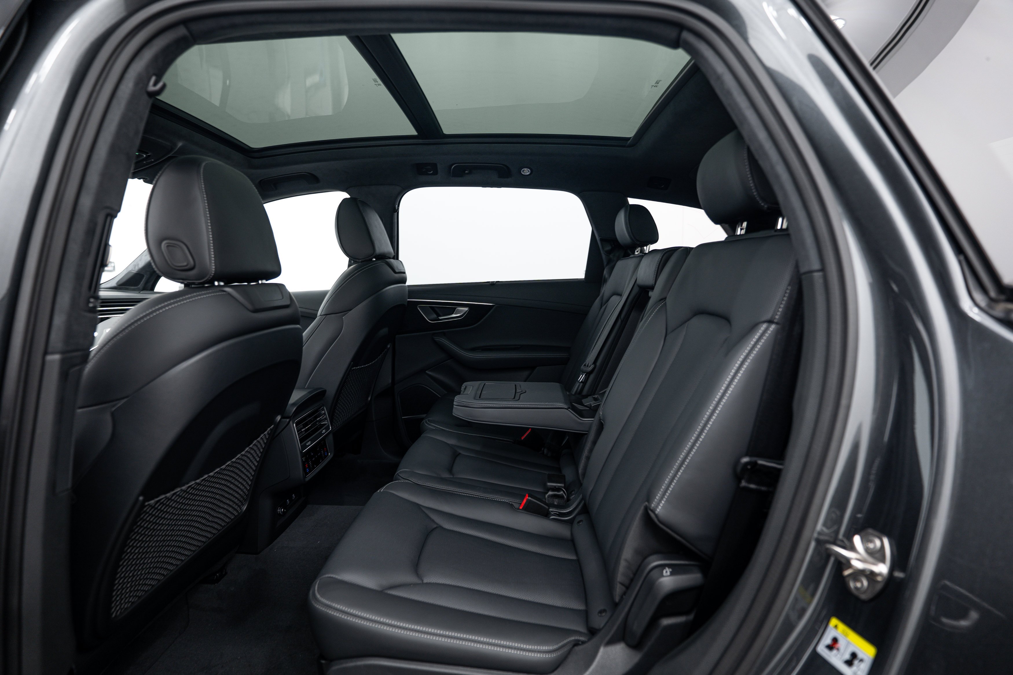 New 2026 Daytona Gray Audi S line Prestige image 19