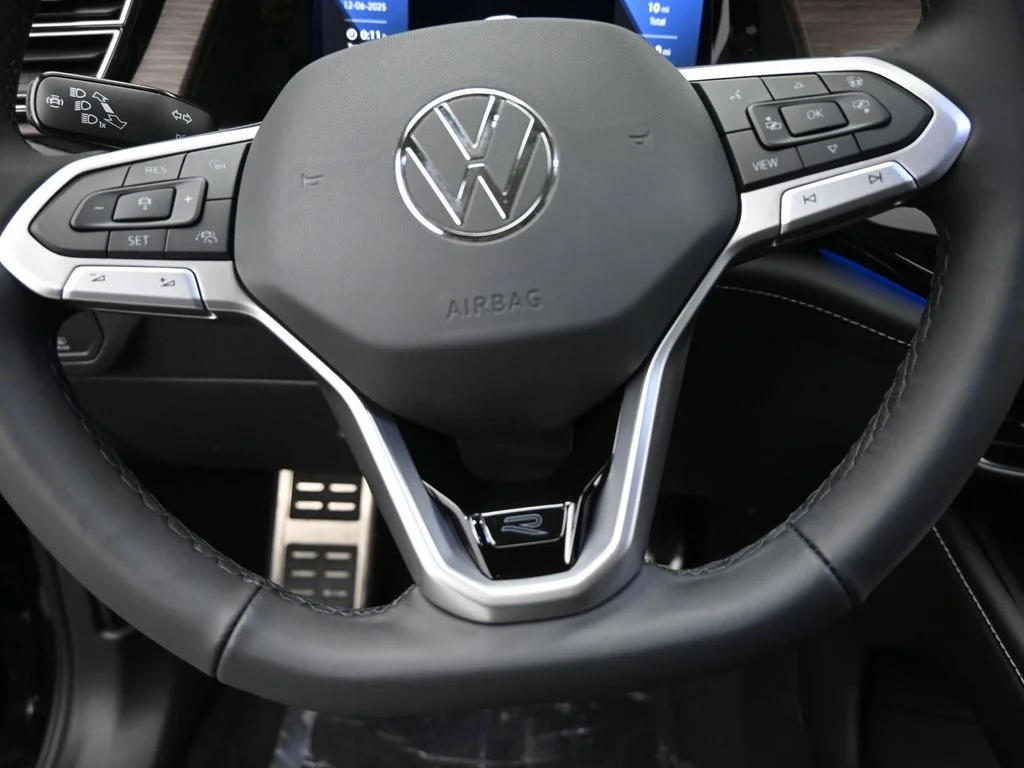 New 2026 Deep Black Pearl Volkswagen 2.0T SEL Premium R-Line image 15