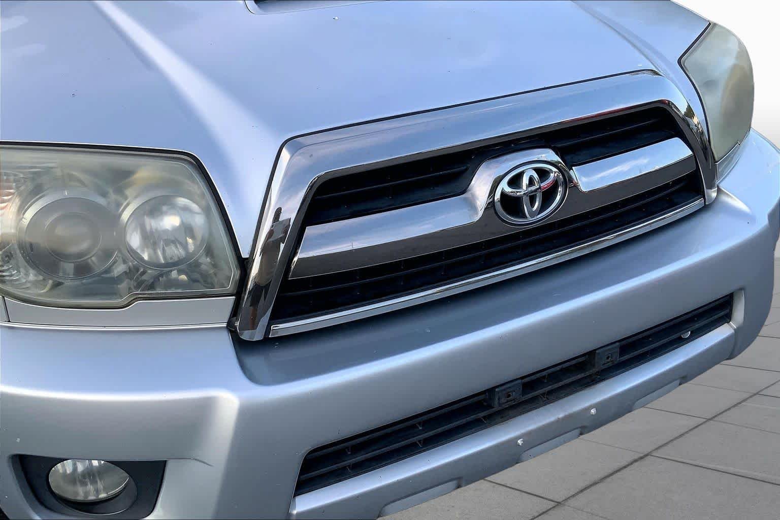 Used 2006 Titanium Metallic Toyota SR5 Sport image 24