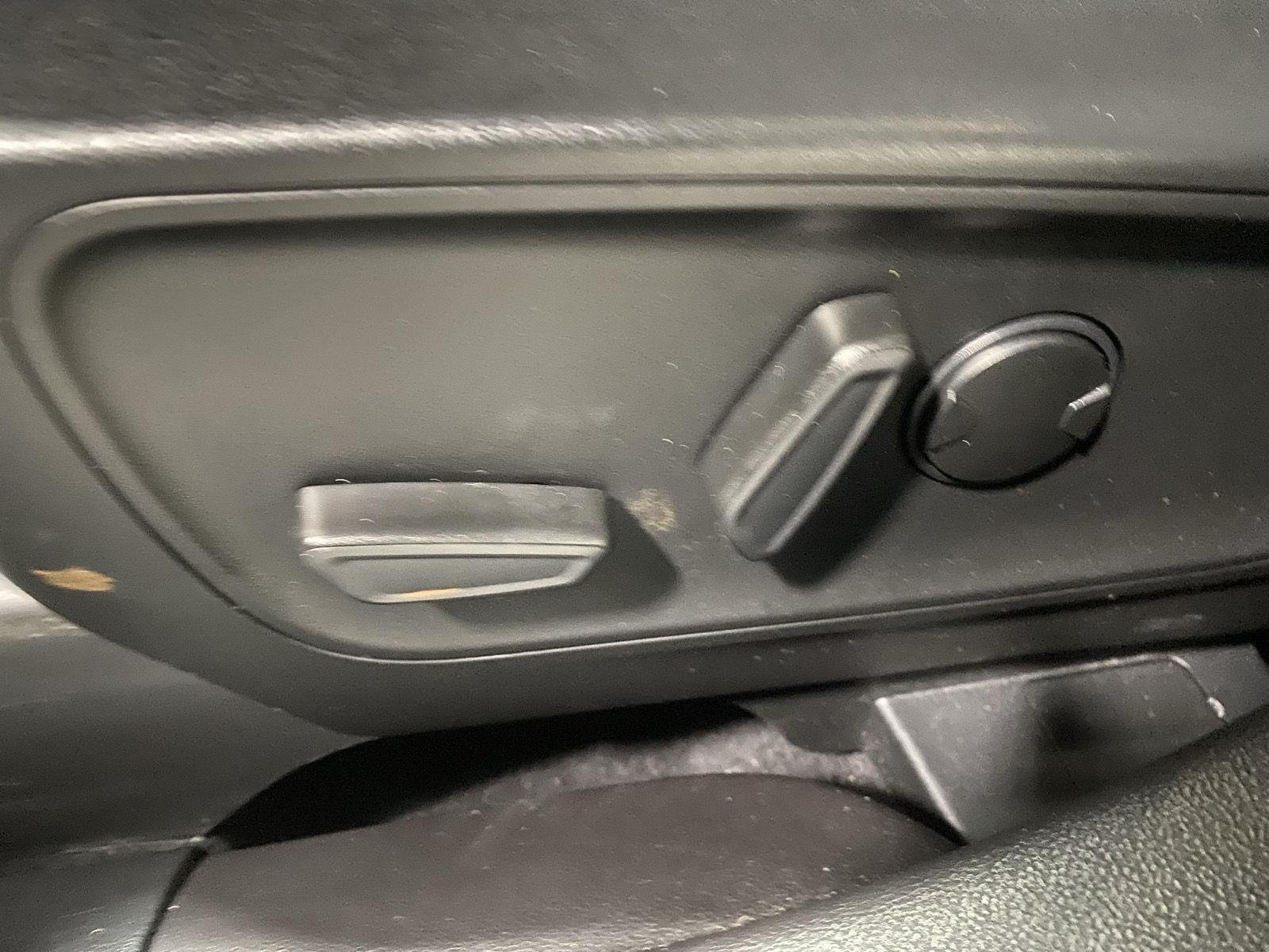 Used 2023 Agate Black Ford Active image 18