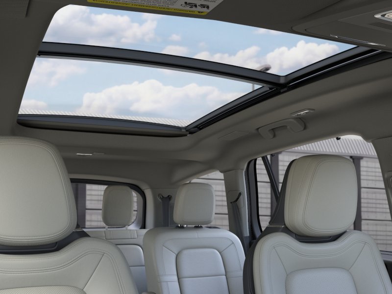 New 2026 Pristine White Metallic Tri-Coat Lincoln Reserve® image 22