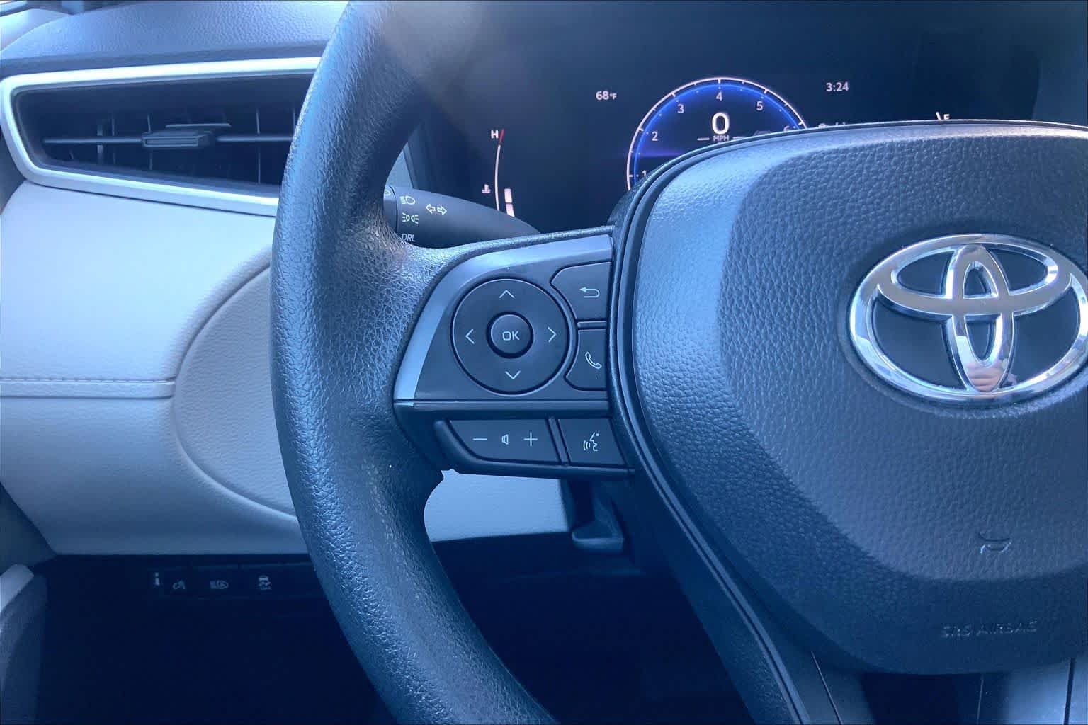 Used 2026 Celestite Toyota L image 23