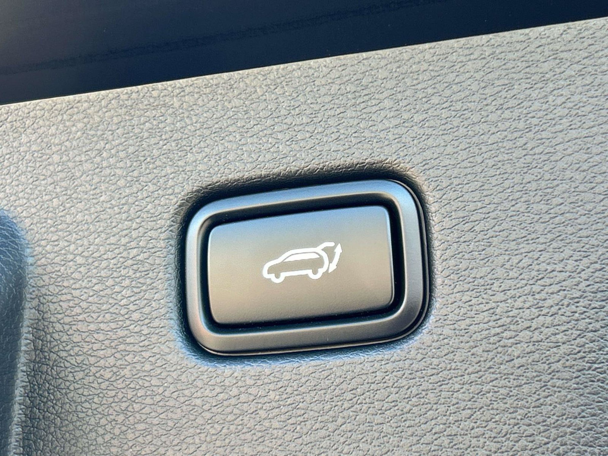 New 2026 Ebony Black Kia X-Line image 10