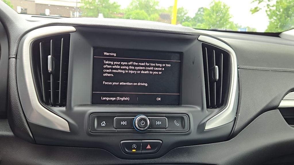 Used 2024 Blue GMC SLE image 20