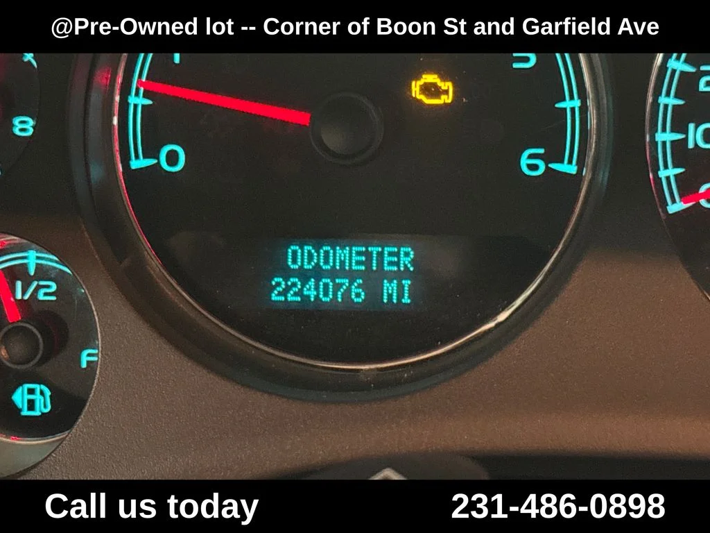 Used 2007 Gray Chevrolet LT image 22