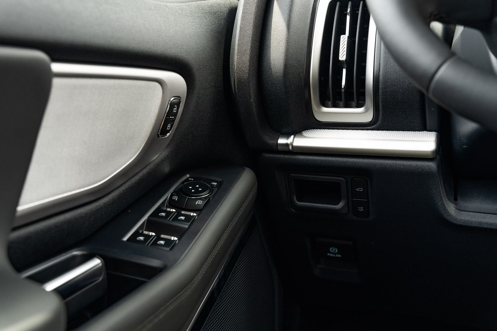 New 2026 Agate Black Metallic Ford Active image 20
