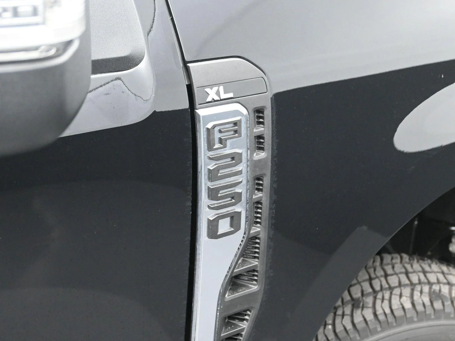 2025 Ford F-250 Super Duty XL - Photo 6