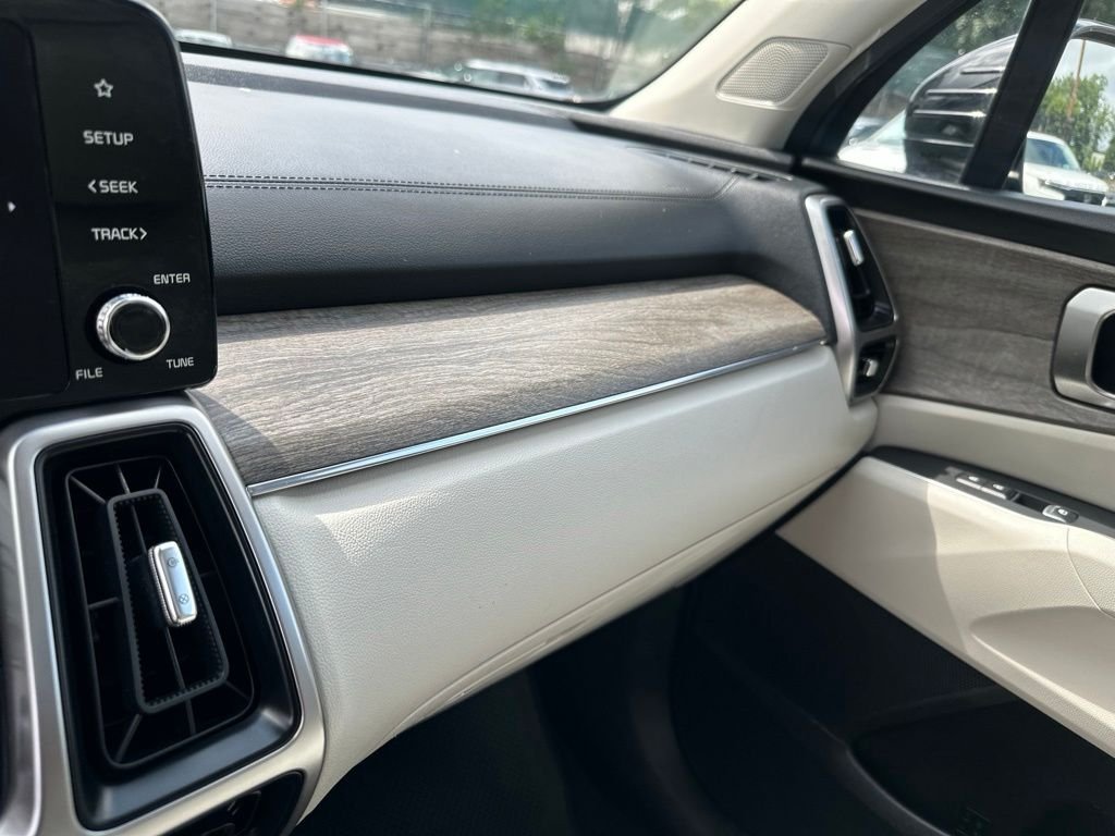 Certified Used 2023 Silver Kia X-Line S image 20