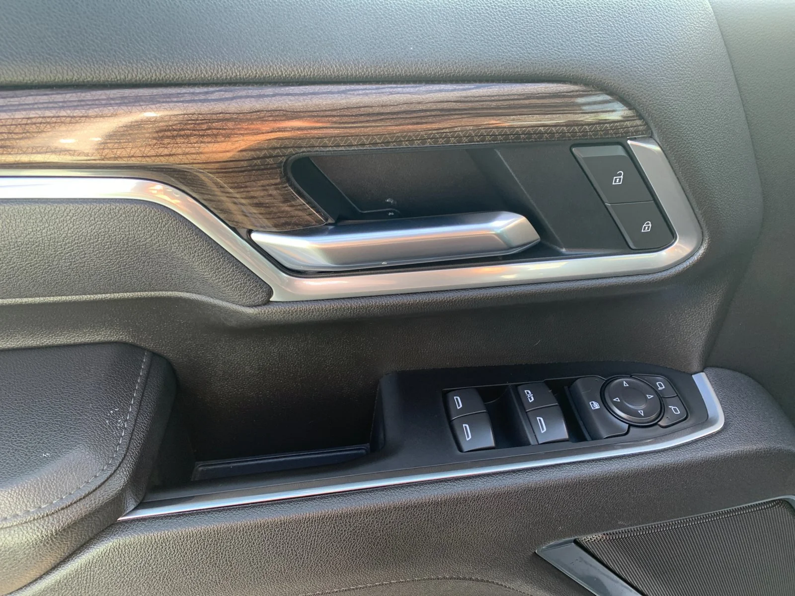 2025 Chevrolet Silverado 2500HD LT - Photo 12