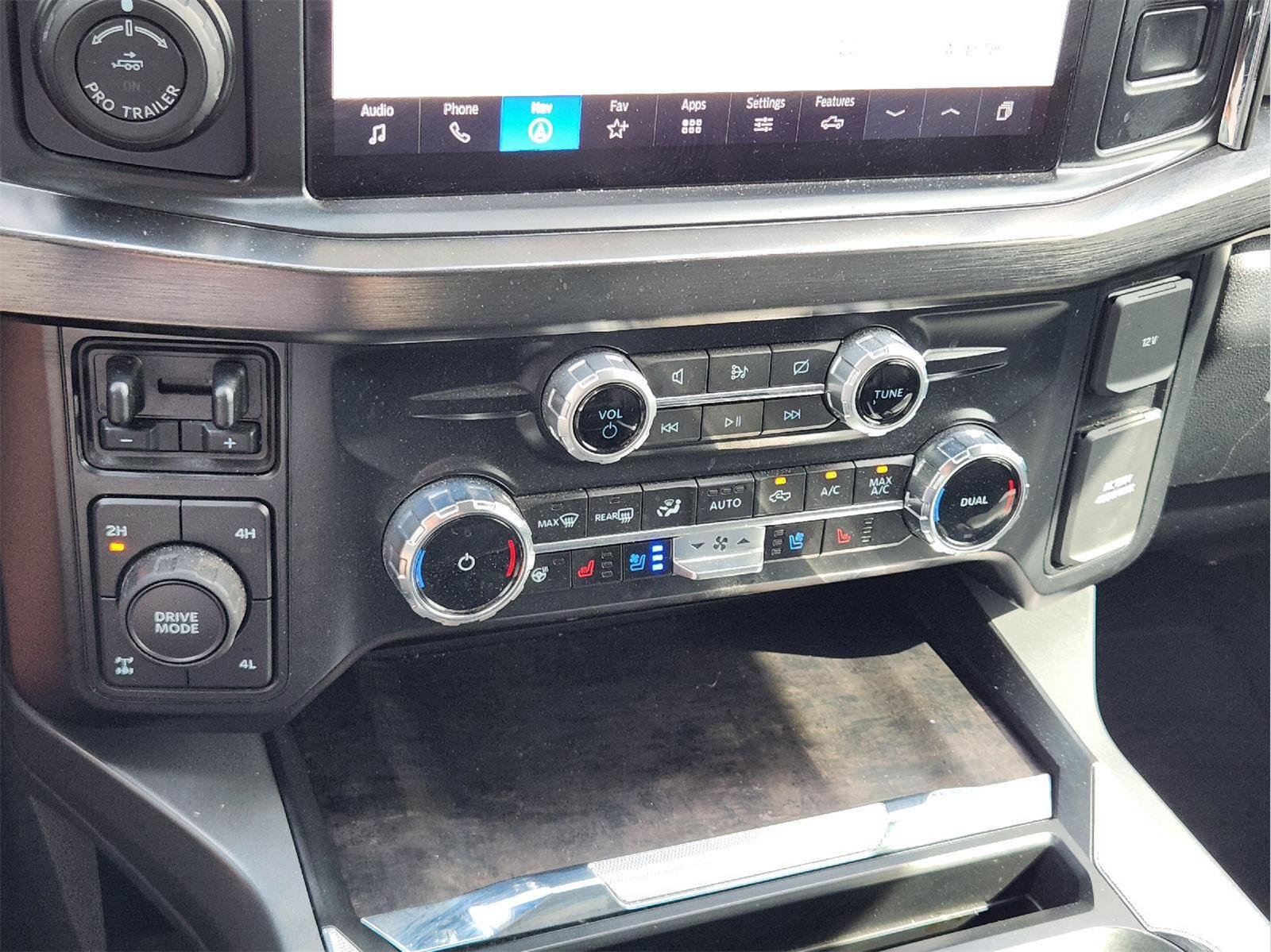 Used 2024 Carbonized Gray Ford Lariat image 19