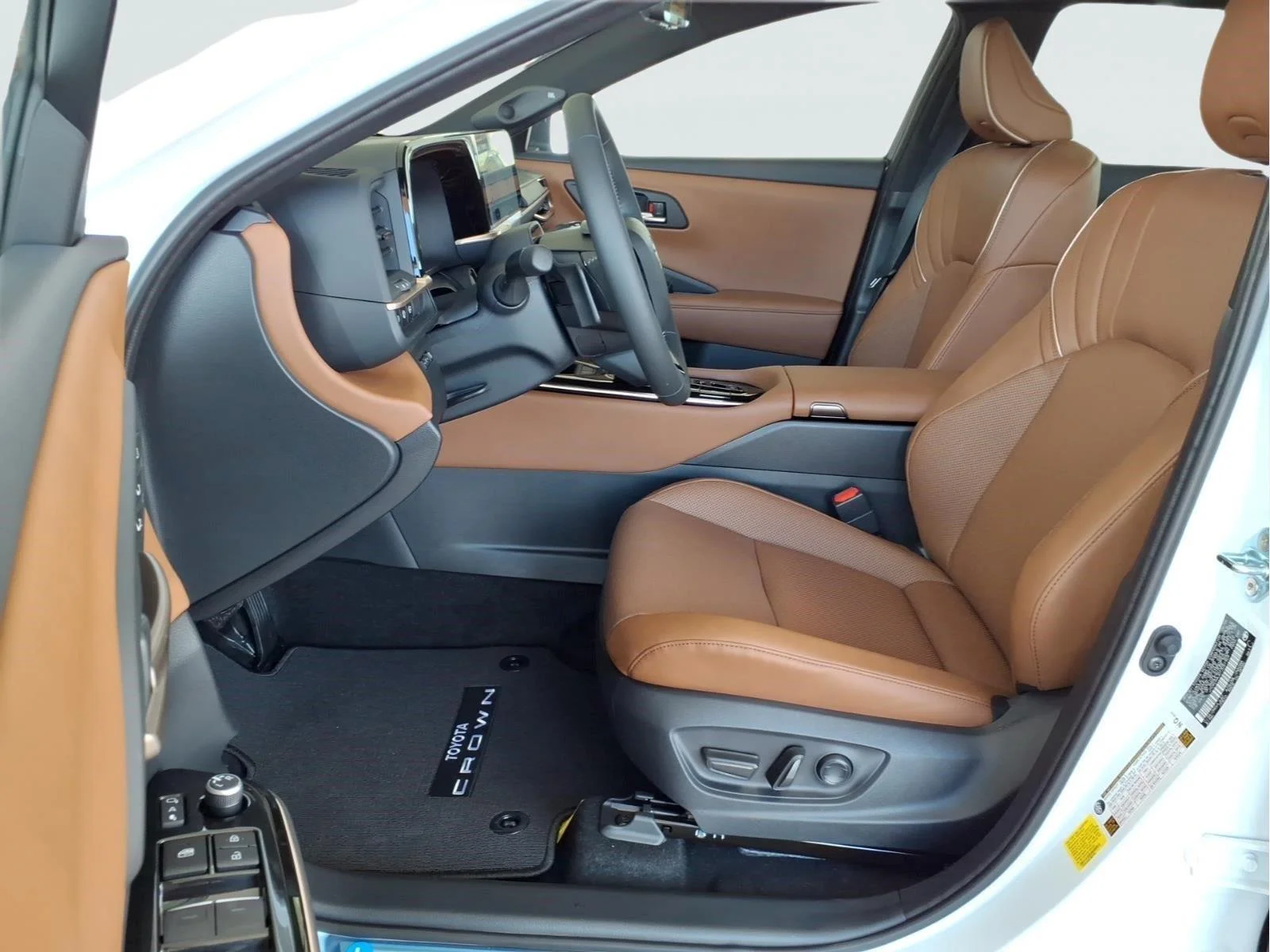 New 2026 Oxygen White Toyota Limited image 18
