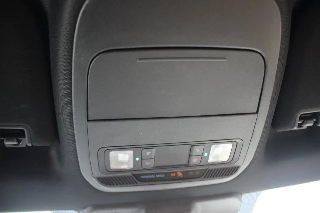 Used 2021 Silver Ford XLT image 11