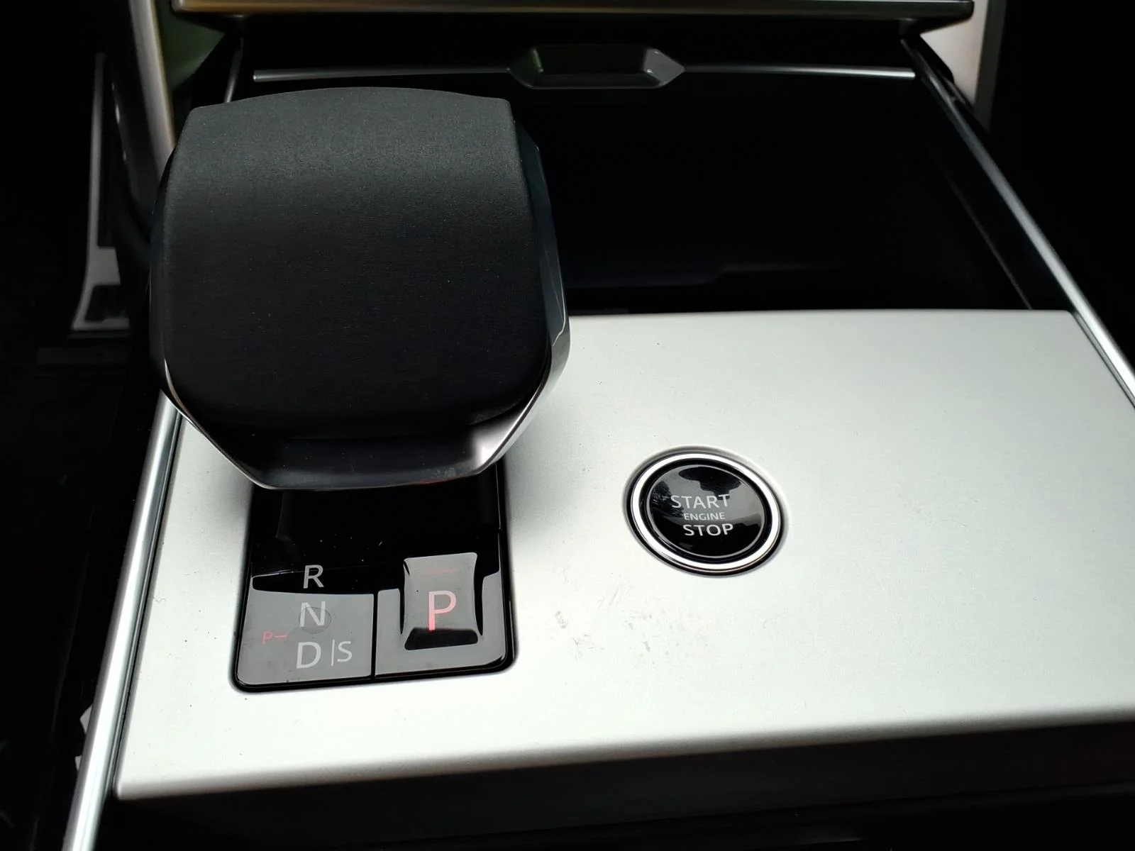 New 2026 Gray Land Rover SE LWB image 13