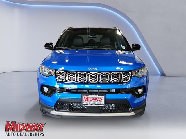 New 2026 Hydro Blue Pearl-Coat Exterior Paint Jeep Limited image 8