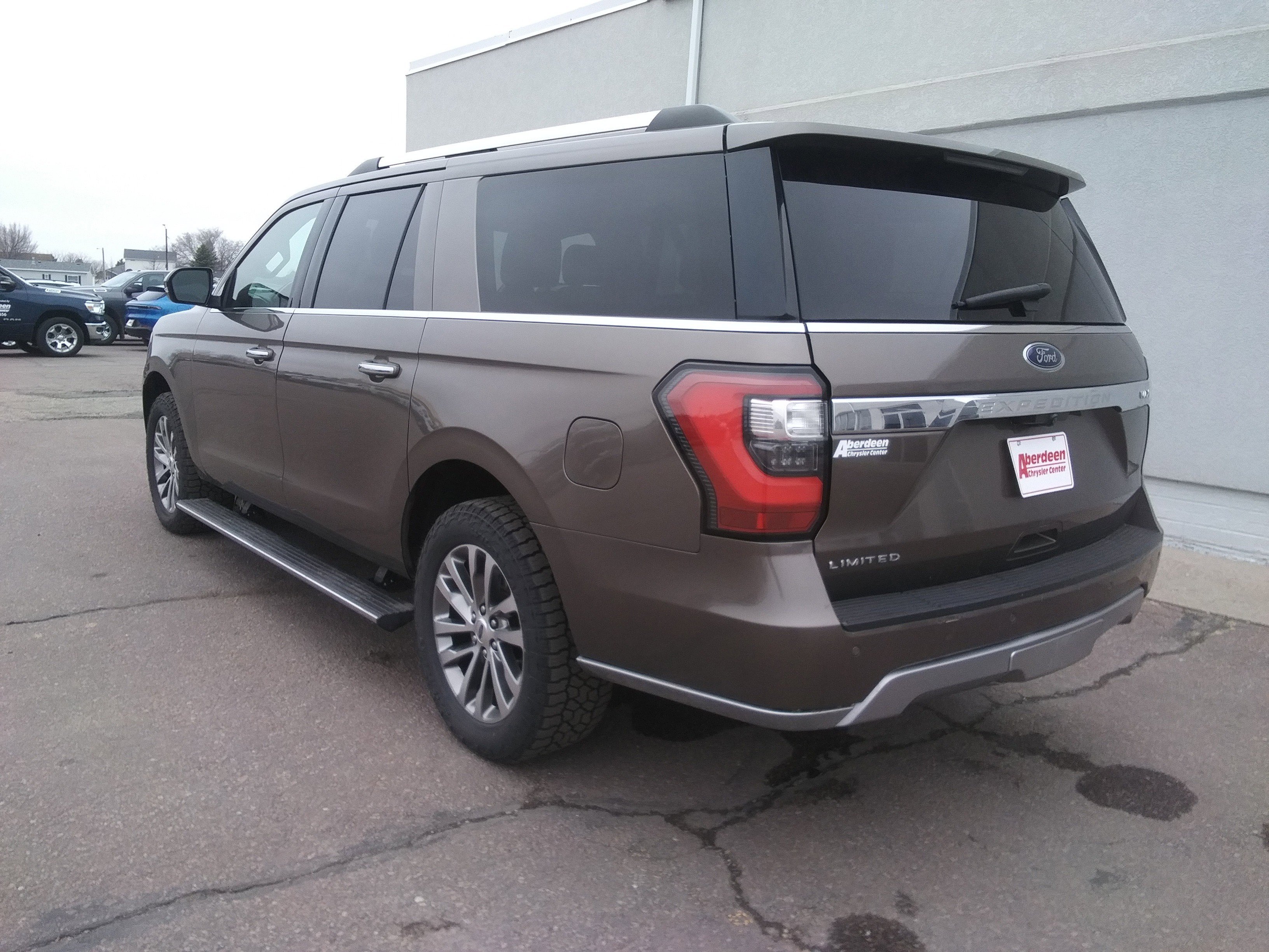 Used 2018 Gray Ford Limited image 7
