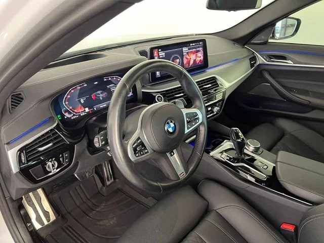 Used 2023 Alpine White BMW 540i image 12