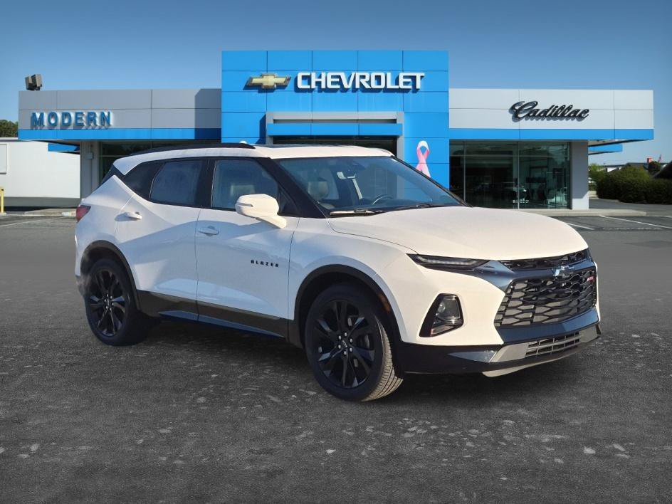 Used 2019 Summit White Chevrolet RS image 7