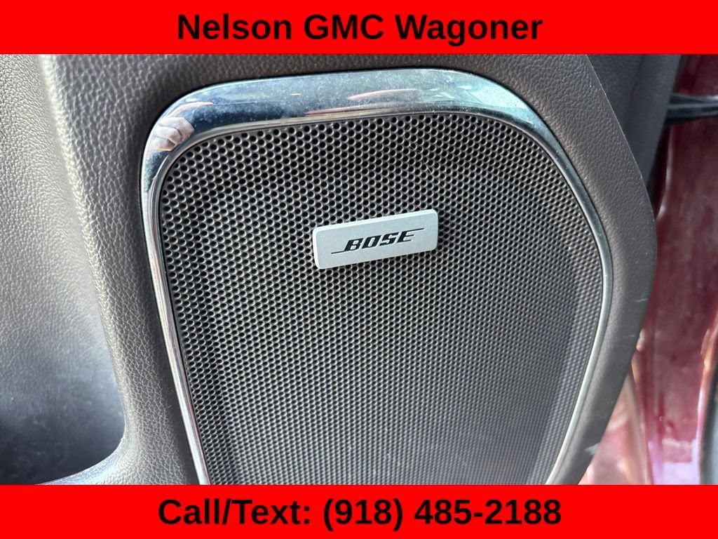 Used 2017 CRIMSON RED TINTCOAT GMC SLT image 9