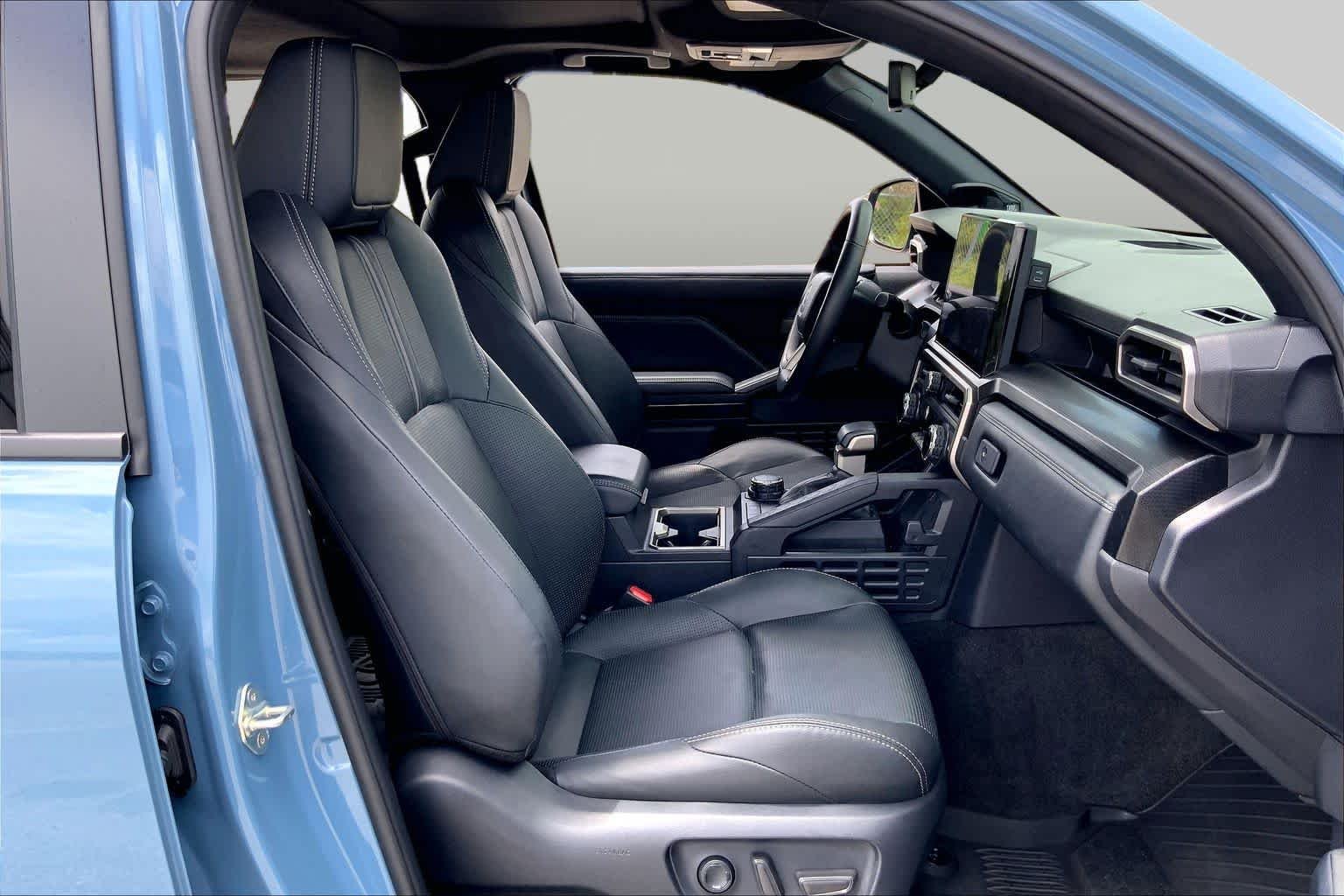Used 2025 Heritage Blue Toyota Limited image 9
