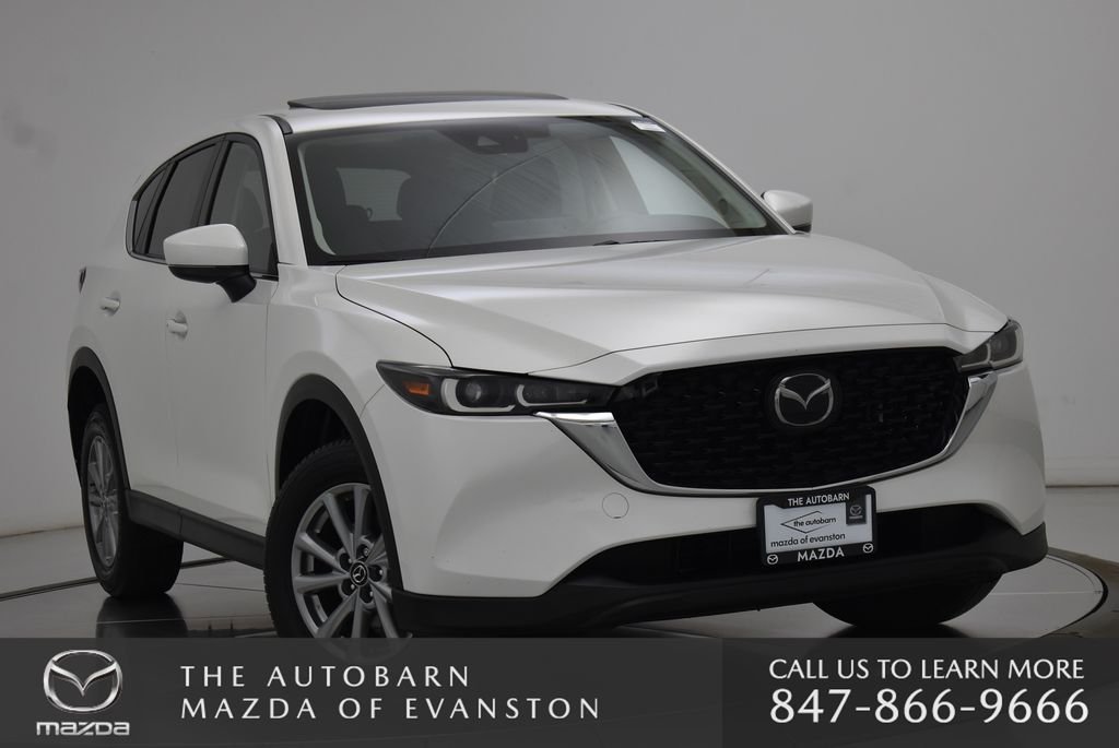 2023 Mazda CX-5 S Preferred package Auto AWD's photo