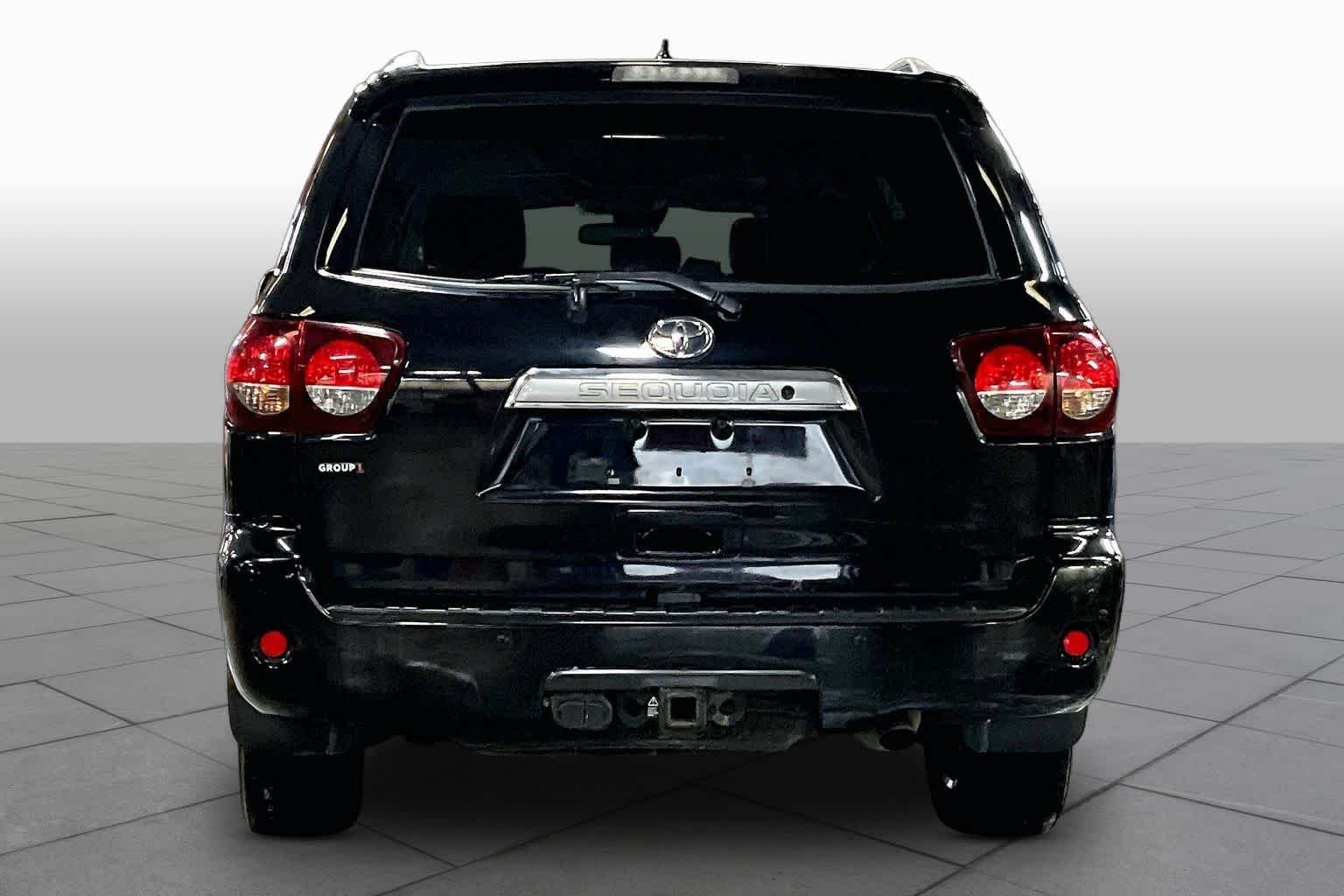 Used 2018 Midnight Black Metallic Toyota Limited image 5