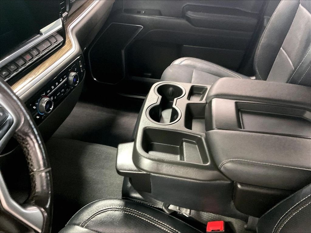 Used 2022 Gray Chevrolet LT image 19