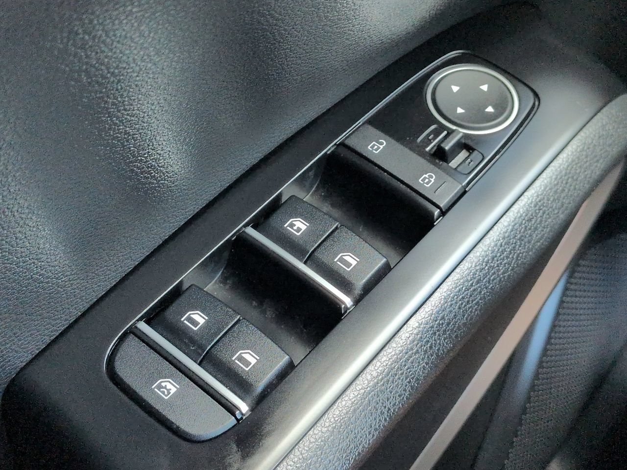 Certified Used 2023 Snow White Pearl Kia LX image 26