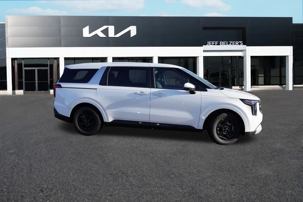 New 2026 Snow White Pearl Kia LXS image 2