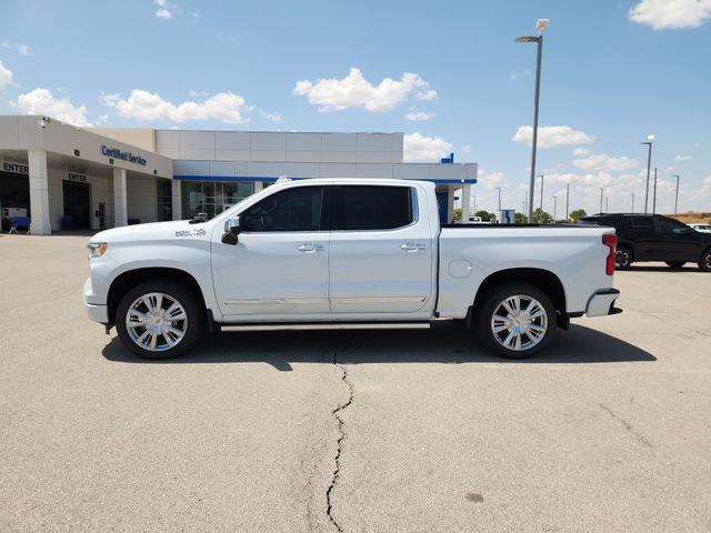 New 2026 Polar White Tricoat Chevrolet High Country image 4