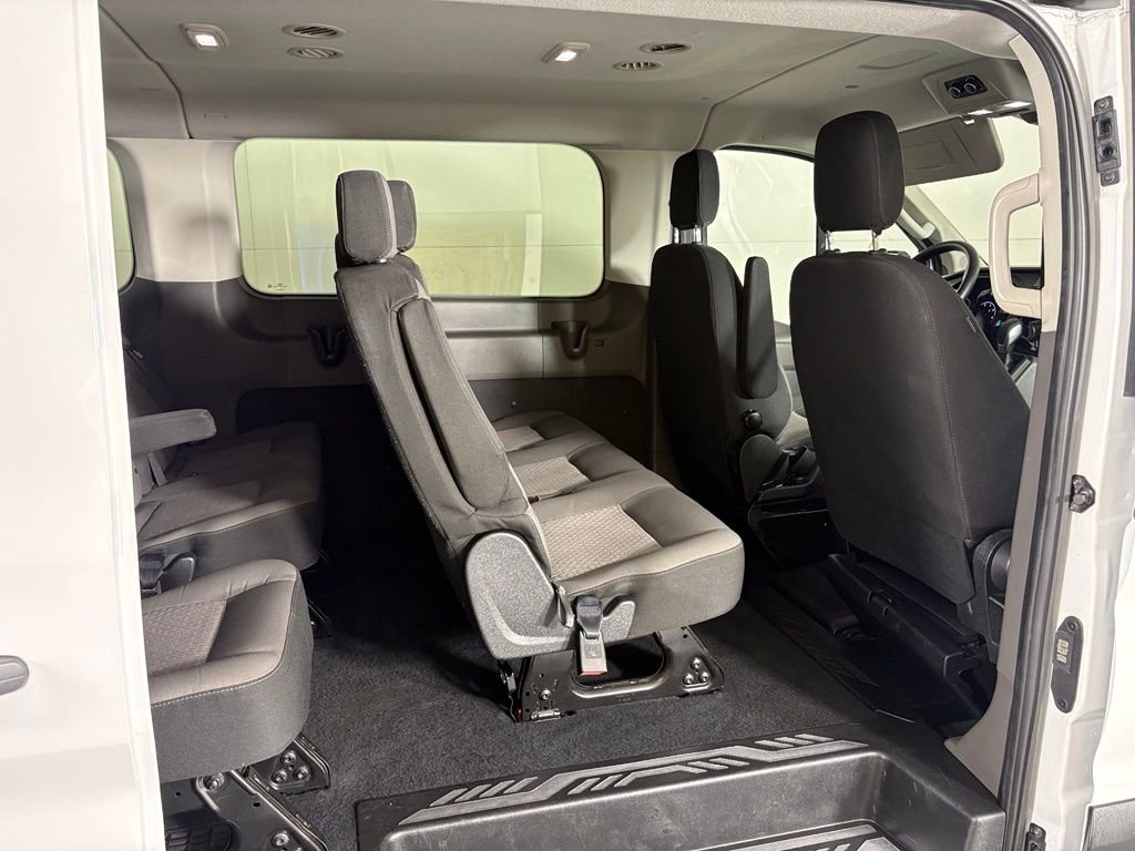 Used 2024 White Ford XLT image 34