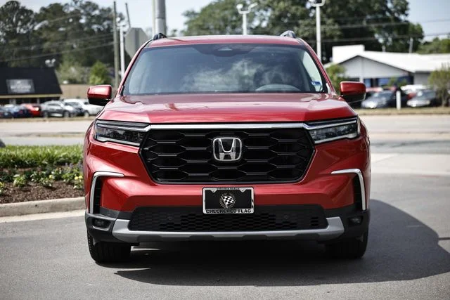 2025 Honda Pilot Touring - Photo 14