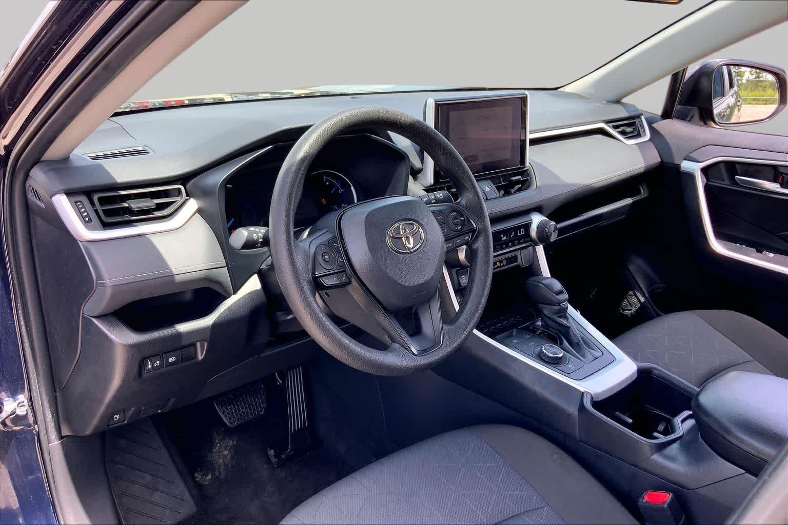 Used 2025 Blueprint Toyota Hybrid XLE image 17