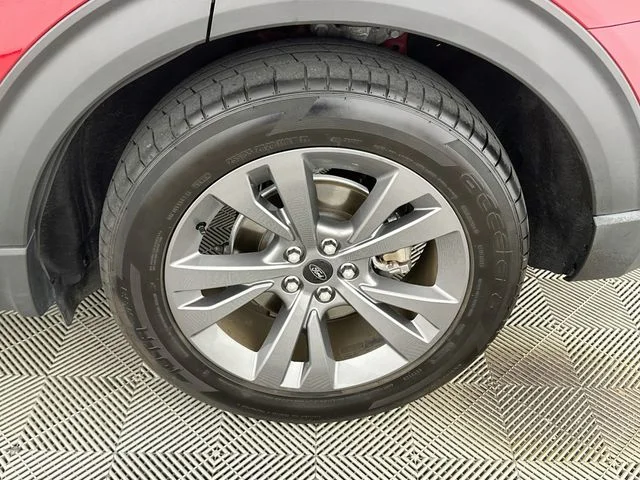 Certified Pre-Owned 2021 Ford Explorer XLT