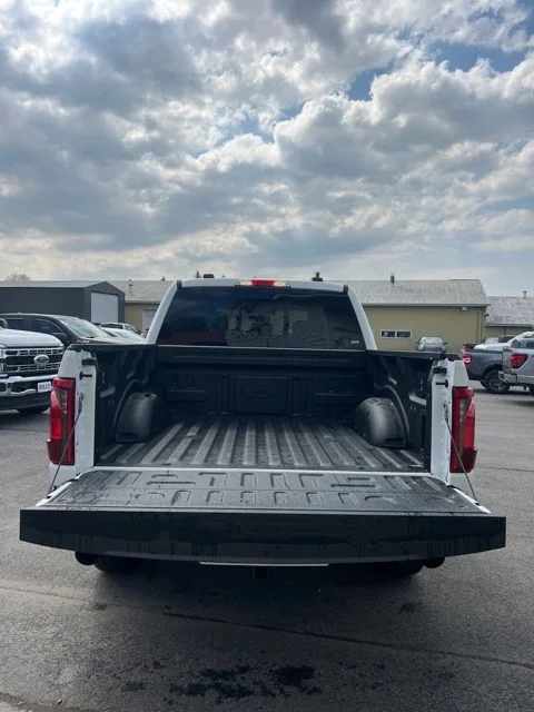 New 2026 Oxford White Ford XLT image 17